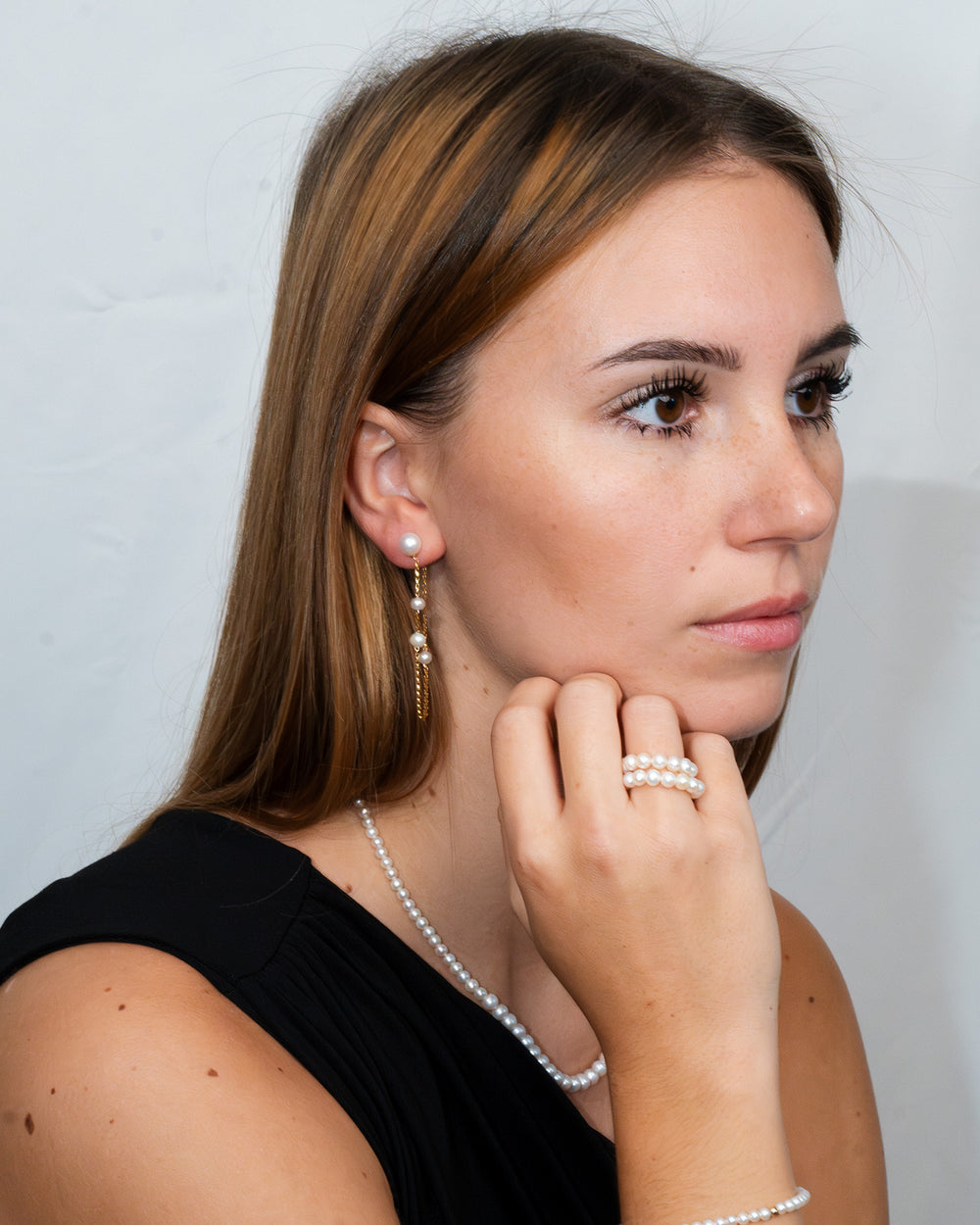 Celine Pearl Chain Earrings - SimplyO