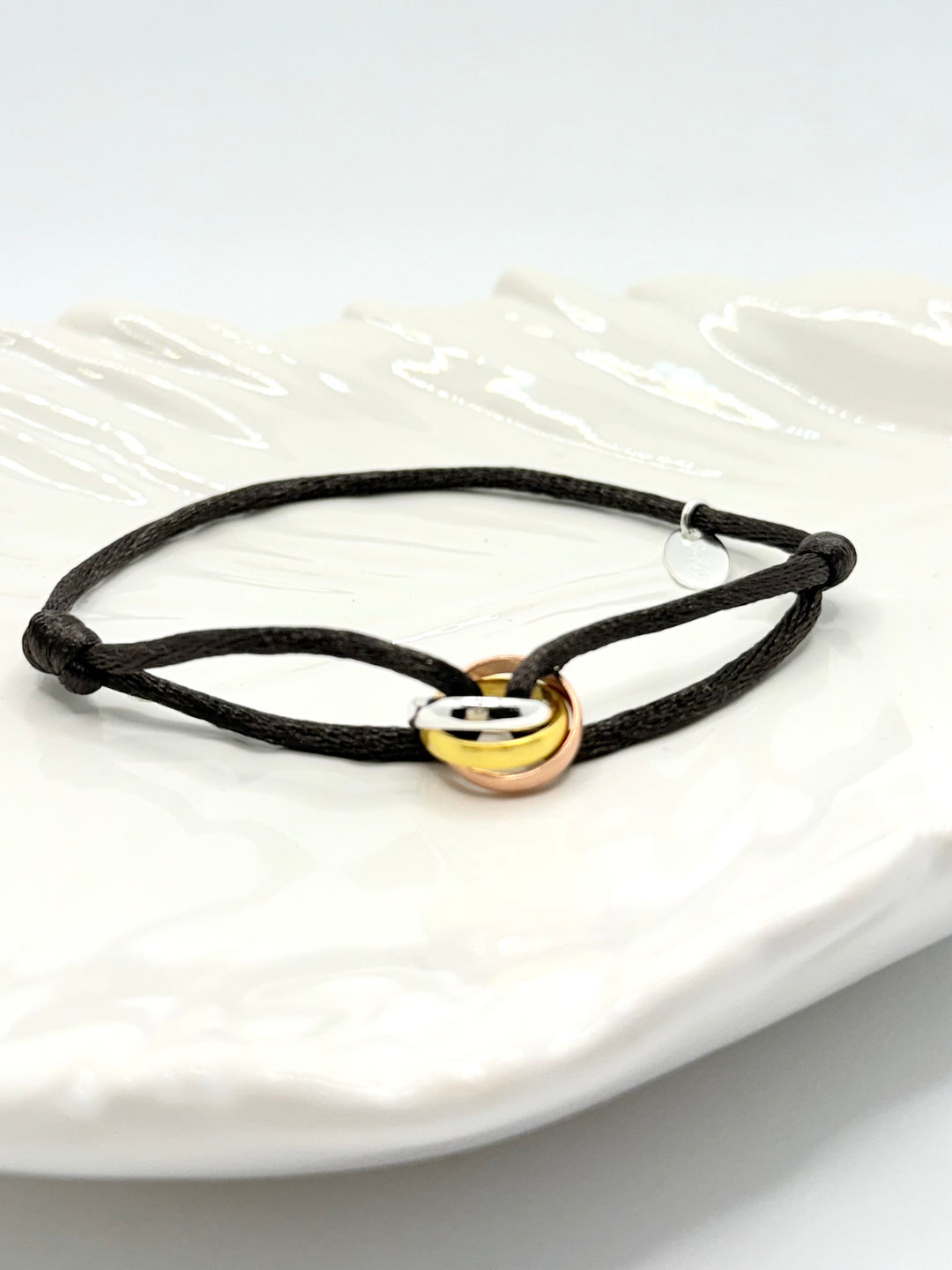 3 Rings Bracelet – Satin Cord