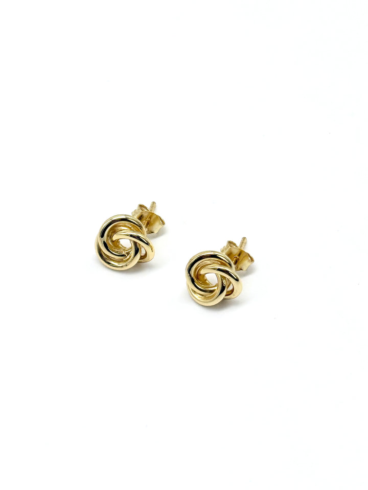 Knoten Ohrstecker Noa – ruhiges, zeitloses Design