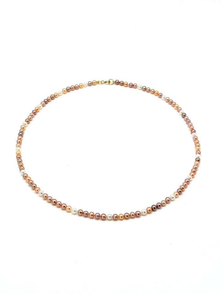 Rosaline Necklace mit natürlichen Multicolor Süßwasserperlen und 14k Gold Verschluss