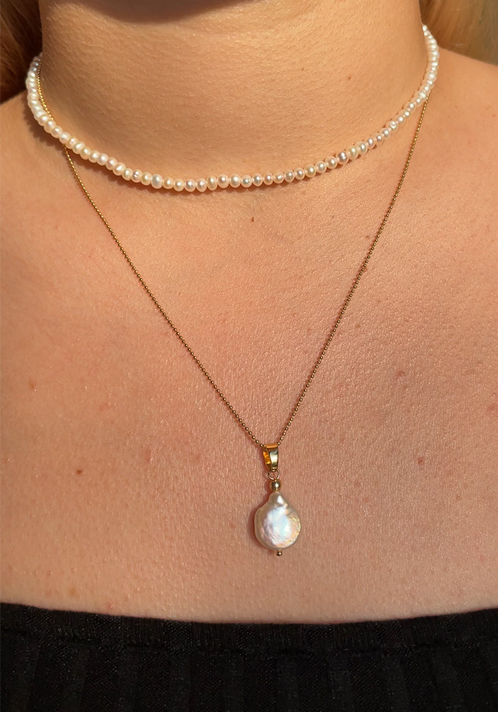 Halskette Eve mit Perlenanhänger